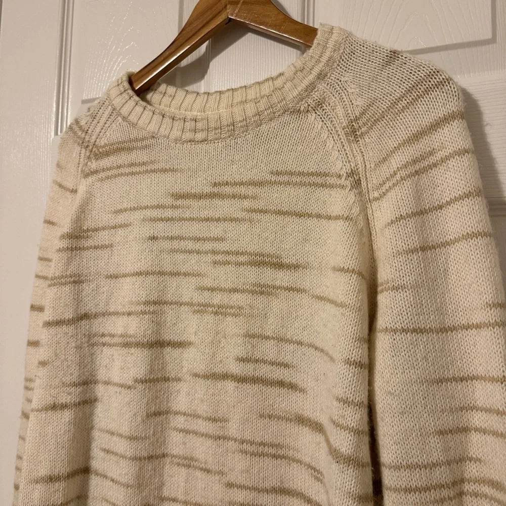 J. Crew Raglan Space Dyed Crew Neck Sweater cream and tan size large
